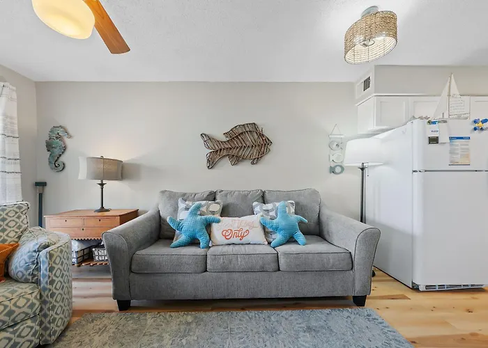 The Cove Apartment *